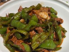 -关东小磨东北菜(上海长风大悦城店)