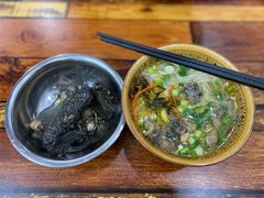 -正宗李家土鸡米线店