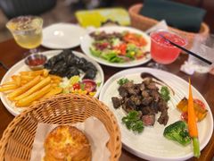 -mordew加州日记西餐&小酒馆(新天地店)