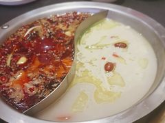 -沸炉重庆老火锅(军事博物馆店)