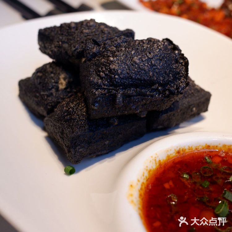 随小馆,品精致湘菜