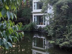 -上海怡沁园度假酒店