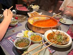 -牛村来人潮汕牛肉火锅(西单店)