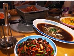 -有红鸡毛店·川菜(建设路店)