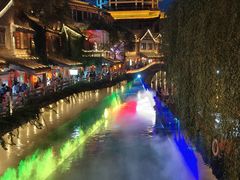 -雪山彩虹谷景区