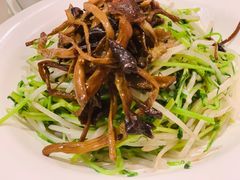 -新大咀港式茶餐厅(宝山万达店)