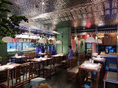 大堂-松沪名灶·豆浆鱼头·新上海菜(飞航吾悦广场店)