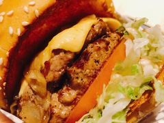 -The Habit Burger Grill 哈比特汉堡(复兴soho店)