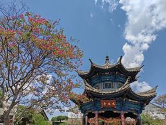 -朱家花园