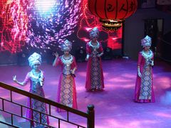 歌舞表演-巴人堂(女儿城店)