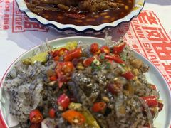 脆口泡椒鱼皮-老闵田螺馆·南昌市井菜·特色小吃(总店)