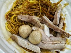 鱼丸干捞面-新记肉骨茶