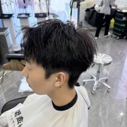 -藤野造型烫染·漂发