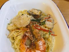 -HELLO 27 意面·沙拉·帕尼尼