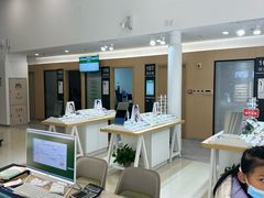 -大连何氏眼科医院