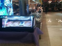 -飨食汇全日制餐厅·昆山皇冠假日酒店(九方店)