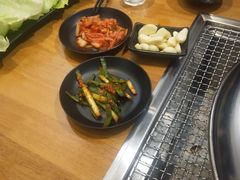 -肉甲韩国木炭烤肉(新壹街1店)