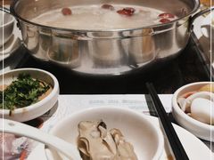 -蚝大仙横琴生蚝火锅(中央汇店)