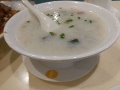 -龙记烧腊茶餐厅(常德路店)