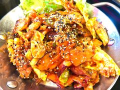 鱿鱼炒五花肉-富乐满韩国正宗炸鸡韩国料理(虹泉路店)