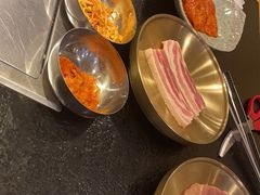 -臻牛烤肉