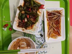 -老乡鸡(武汉中南梅苑小区地铁站店)