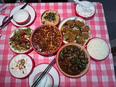 -老闵田螺馆·南昌市井菜·特色小吃(总店)