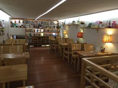 -猫的天空之城概念书店(西塘古镇店)