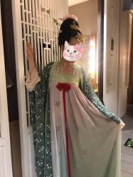 -盘子女人坊古装写真摄影(厦门总店)