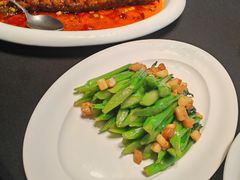 -铜锣湾·有麝自然香(渝北财富中心店)