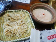 -东巴婆婆云南鱼豆花火锅(大东门店)
