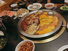 -沸炉重庆老火锅(军事博物馆店)