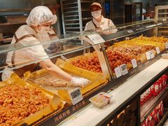 -胖东来生活广场(健康路店)