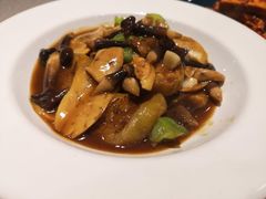 -半山腰·云南菜(侨福芳草地店)