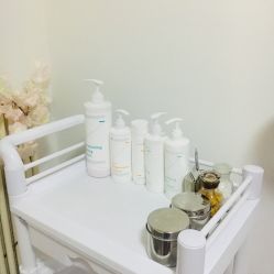 -美肤盾祛痘·问题肌头疗管理中心