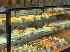 面包甜点陈列柜-莉莲蛋挞(日月光店)