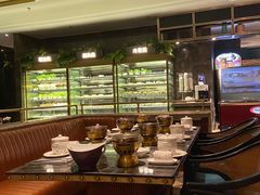 -半岛翡丽海鲜自助餐厅(观风亭店)