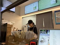 -喜茶(上海淮海中路渔阳里店)