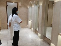 -广州壹马服装广场