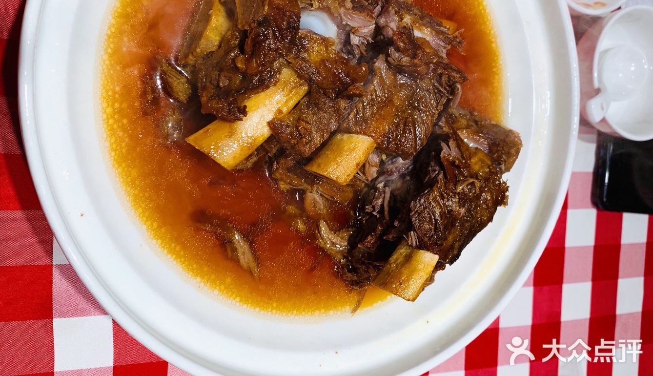 很久没去的店 没想到增加了很多菜品 各种大骨头太吸引