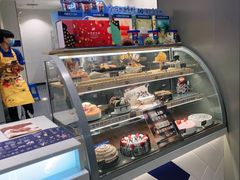 面包甜点陈列柜-DQ·蛋糕·冰淇淋(龙湖狮山天街店)