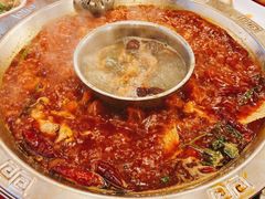 -山城年华老火锅(玉林店)
