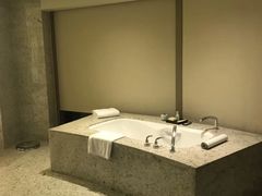 -上海外滩茂悦大酒店