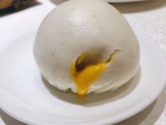 流沙包-维园悦谱·海派家常菜(乌鲁木齐南路店)