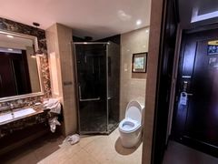 -博雅假日酒店(广州白云山万达广场店)