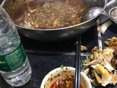 -红顶老汉烧鸡公羊蝎子火锅(学士街店)