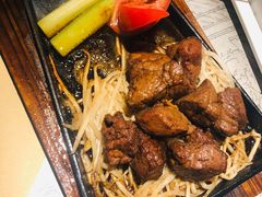 铁锄牛排-穹六人间 people 6(岳阳路店)