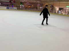 -冠军冰场(环球中心店)