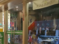 -山野的朋友露营炭火烤肉