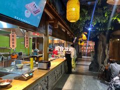 -艳阳天民俗村(公园路店)